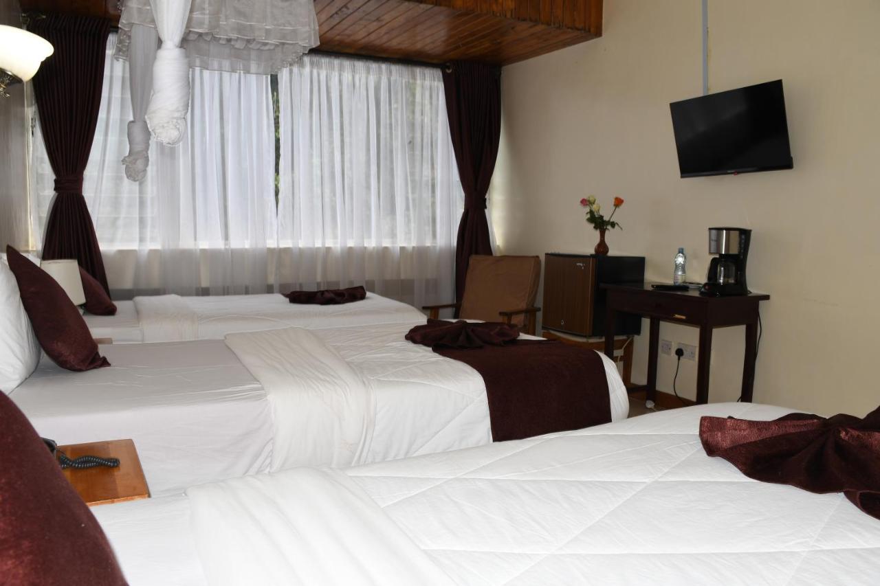 Golf Hotel Kakamega Bagian luar foto