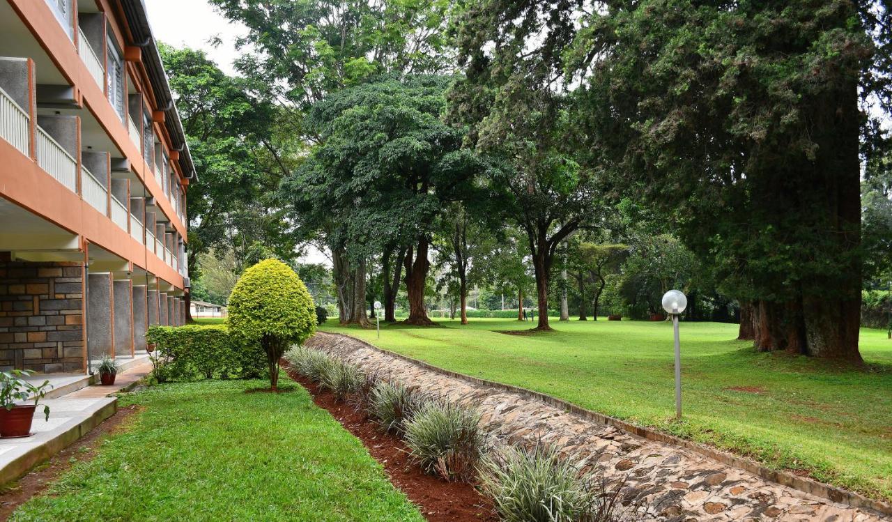 Golf Hotel Kakamega Bagian luar foto
