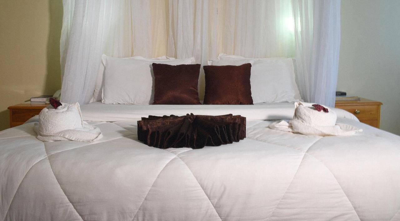 Golf Hotel Kakamega Bagian luar foto