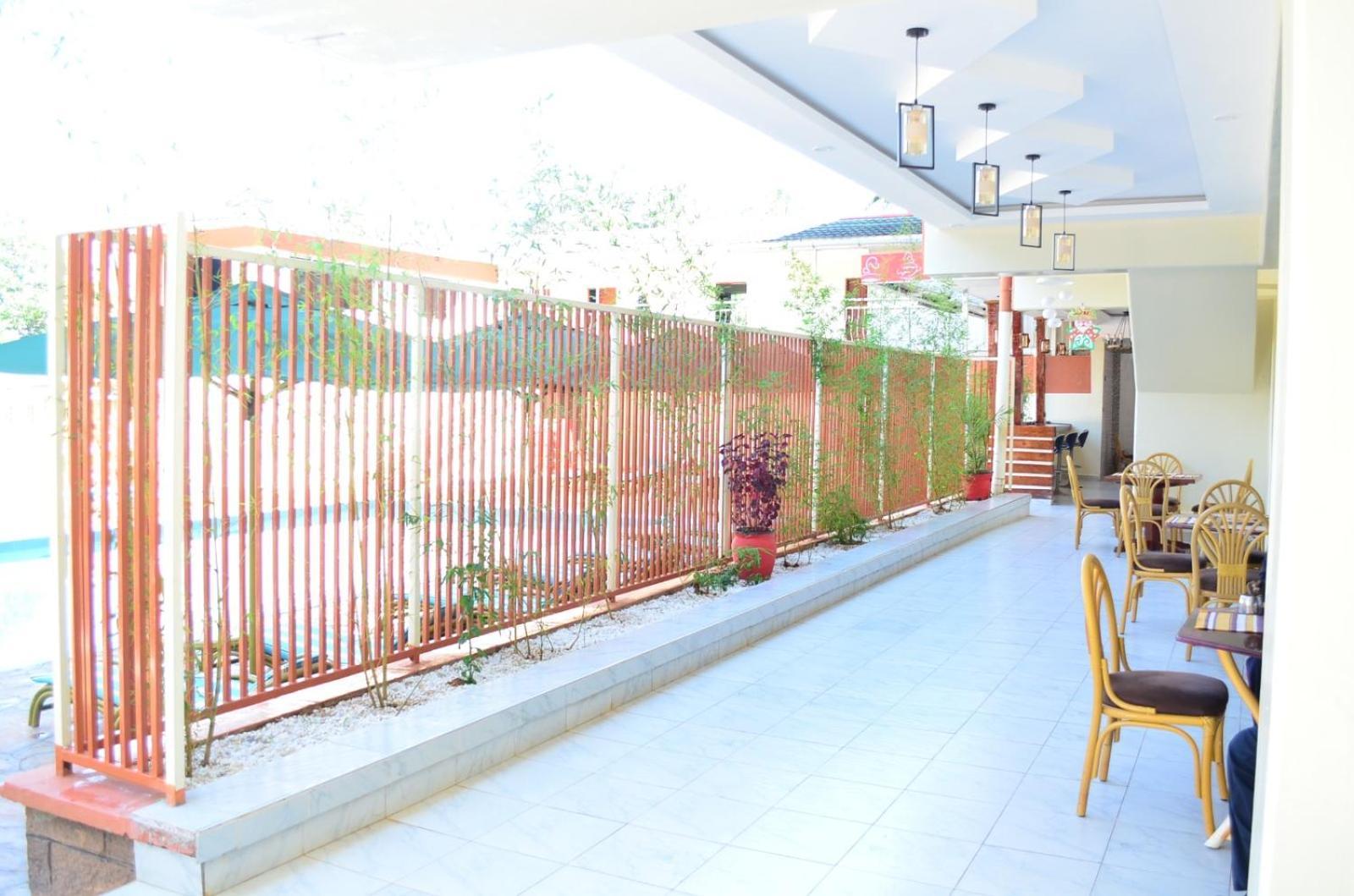 Golf Hotel Kakamega Bagian luar foto