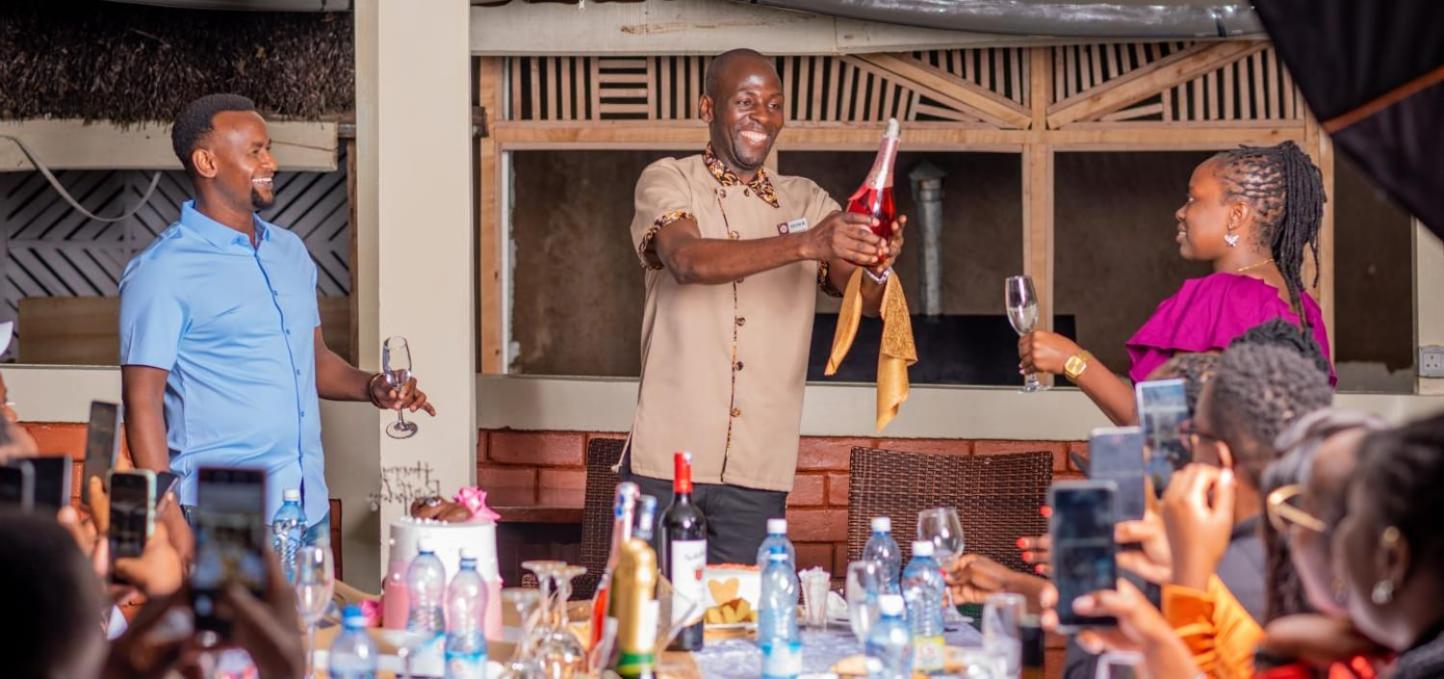 Golf Hotel Kakamega Bagian luar foto