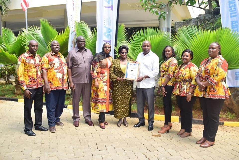 Golf Hotel Kakamega Bagian luar foto