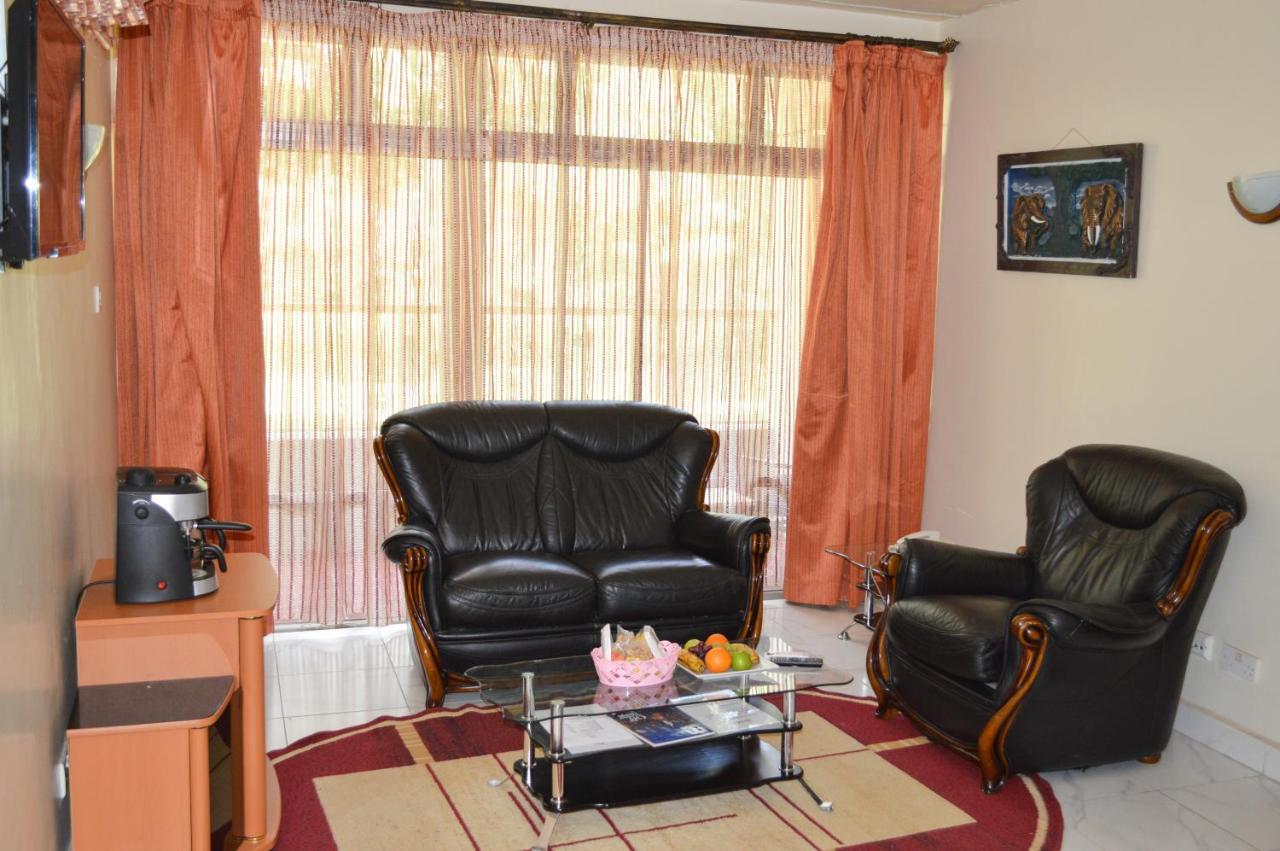 Golf Hotel Kakamega Bagian luar foto