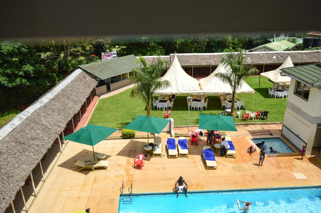 Golf Hotel Kakamega Bagian luar foto