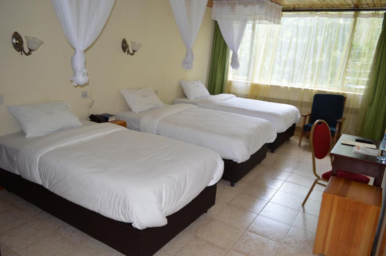Golf Hotel Kakamega Bagian luar foto